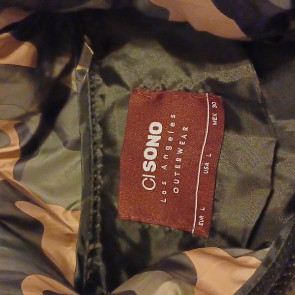 Cisono Camo Vest - Picture 3 of 11